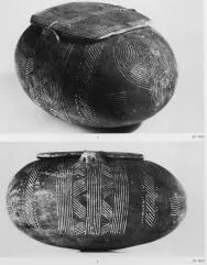 PYXIS (CYPRIOT, BRONZE AGE, RED POLISHED WARE)
