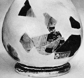 PELIKE, FRAGMENTS (ATHENIAN, RED-FIGURE)
