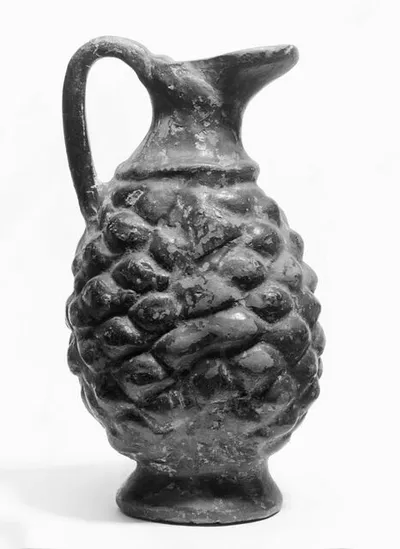 œnochoé ; vase plastique