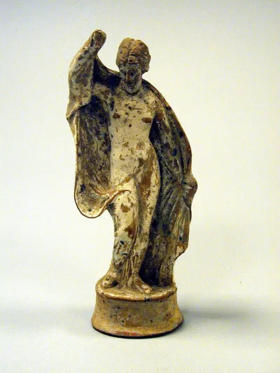 Statuette of a woman