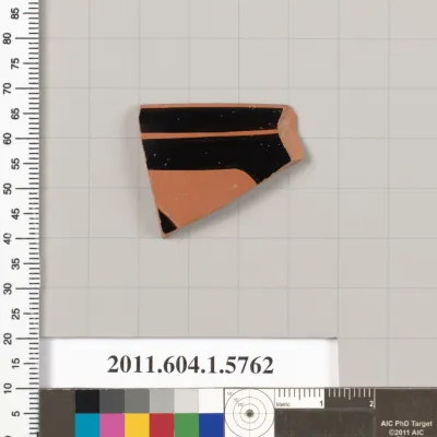 Terracotta rim fragment of a kylix: eye-cup (drinking cup)