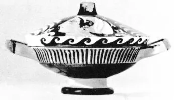 LEKANIS (SOUTH ITALIAN, SICILIAN, RED-FIGURE)