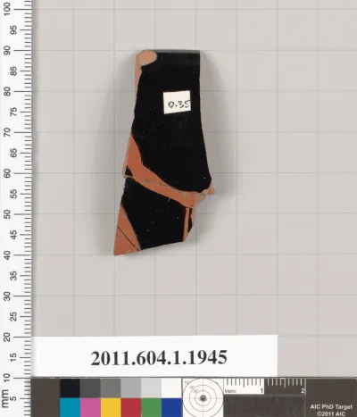 Terracotta rim fragment of a kylix (drinking cup)