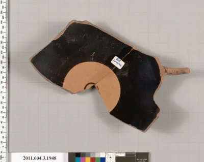 Terracotta rim fragment of a kylix: Cassel cup (drinking cup)