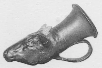 FIGURE VASE, RHYTON (SOUTH ITALIAN, APULIAN)