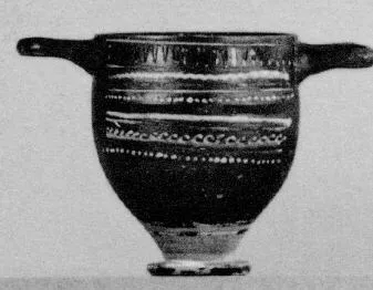 SKYPHOS (SOUTH ITALIAN, GNATHIAN, BLACK GLAZE)