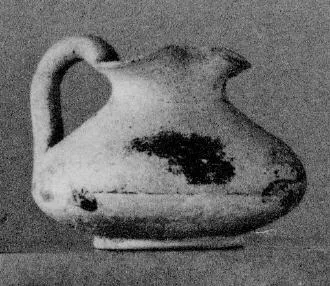 OINOCHOE (SOUTH ITALIAN, APULIAN, BLACK GLAZE)