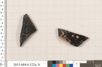 Terracotta fragments of closed shapes