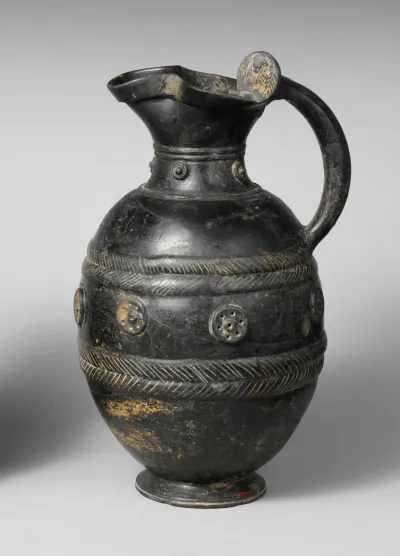 Terracotta trefoil oinochoe (jug)