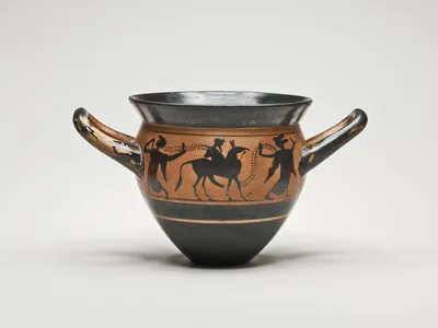 Mastoid (Drinking Cup) with Handles