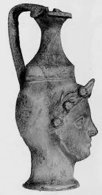 FIGURE VASE, OINOCHOE (ITALIOTE)