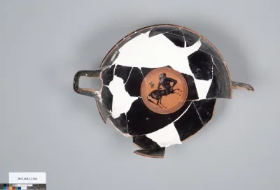 Terracotta fragment of a kylix: eye-cup (drinking cup)