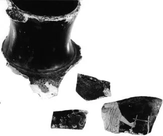 AMPHORA, NECK, FRAGMENTS (ATHENIAN, RED-FIGURE)