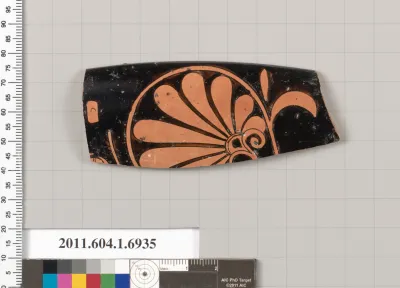 Terracotta rim fragment of a kylix (drinking cup)