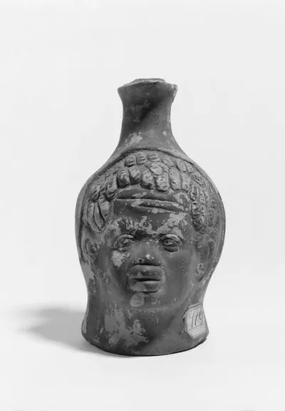 œnochoé ; vase plastique