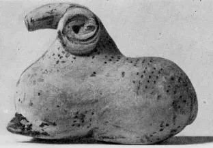 FIGURE VASE (CORINTHIAN)