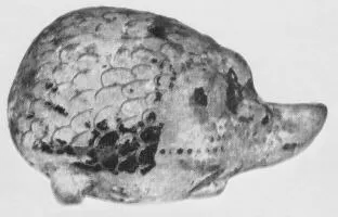 FIGURE VASE (CORINTHIAN)