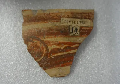 vase ; fragment