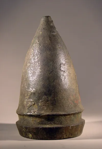 Trichtergefäβ (Hohlmaß für Flüssigkeiten) mit Inschrift IMP.CAES.P.HELVI.PERTINACIS.AVG.P.III