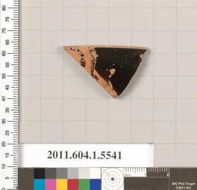 Terracotta rim fragment of a kylix (drinking cup)