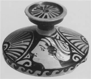 LEKANIS LID (SOUTH ITALIAN, APULIAN, RED-FIGURE)