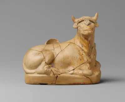 Terracotta askos (flask with a spout) in the form of a bull