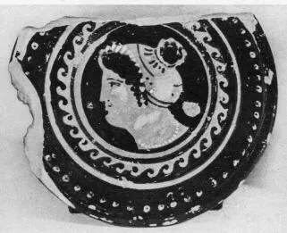 PLATE (SOUTH ITALIAN, APULIAN, RED-FIGURE)