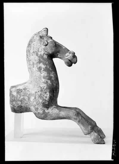 applique de vase ; figurine