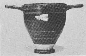 SKYPHOS (SOUTH ITALIAN, GNATHIAN, BLACK GLAZE)