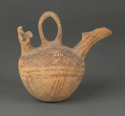 Askos in the form of an animal