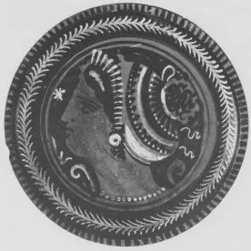 PLATE (SOUTH ITALIAN, APULIAN, RED-FIGURE)