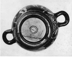 SKYPHOS (SOUTH ITALIAN, RED-FIGURE)