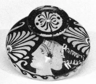 LEKANIS (SOUTH ITALIAN, APULIAN, RED-FIGURE)