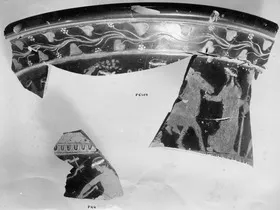 KRATER, CALYX, FRAGMENTS (ATHENIAN, RED-FIGURE)