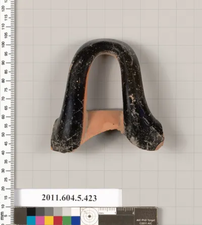 Terracotta rim fragment of a kylix (drinking cup)