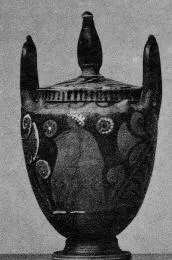 LEBES (SOUTH ITALIAN, CAMPANIAN, RED-FIGURE)