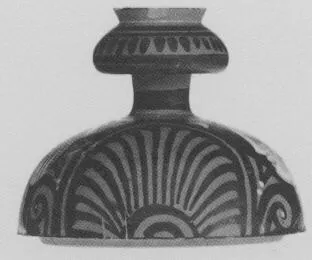 PYXIS LID (SOUTH ITALIAN, APULIAN, RED-FIGURE)