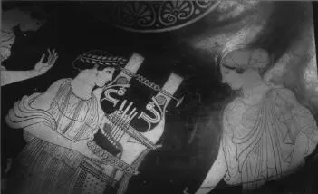 HYDRIA (ATHENIAN, RED-FIGURE)