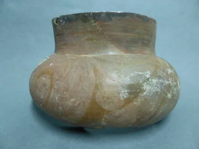 vase ; fragment