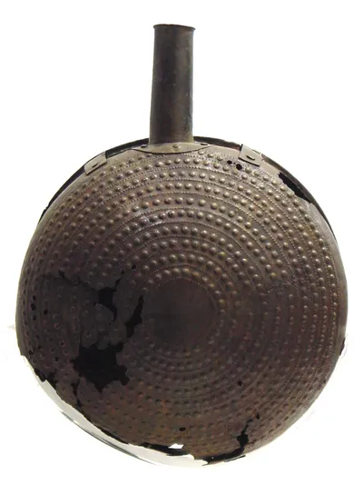 Feldflasche. "Kasserolle mit Deckel und Griff; ..."