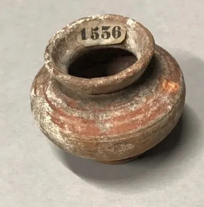vase