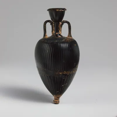 Terracotta amphoriskos (oil flask)