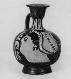 LEKYTHOS, SQUAT (SOUTH ITALIAN, APULIAN, RED-FIGURE)