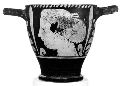 Campanian Red-Figure Skyphos