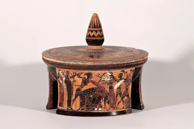 Dreifuβ (Attische Dreifuβbüchse)