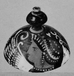 PYXIS LID (SOUTH ITALIAN, APULIAN, RED-FIGURE)