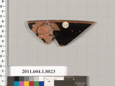 Terracotta rim fragment of a kylix (drinking cup)