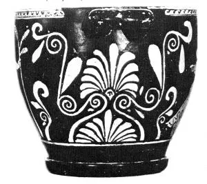 SKYPHOS (SOUTH ITALIAN, APULIAN, RED-FIGURE)