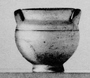LEBES (DAUNIAN, PATTERN)