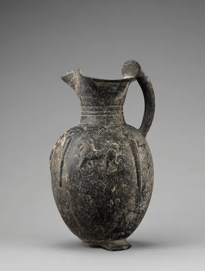 Trefoil Oinochoe